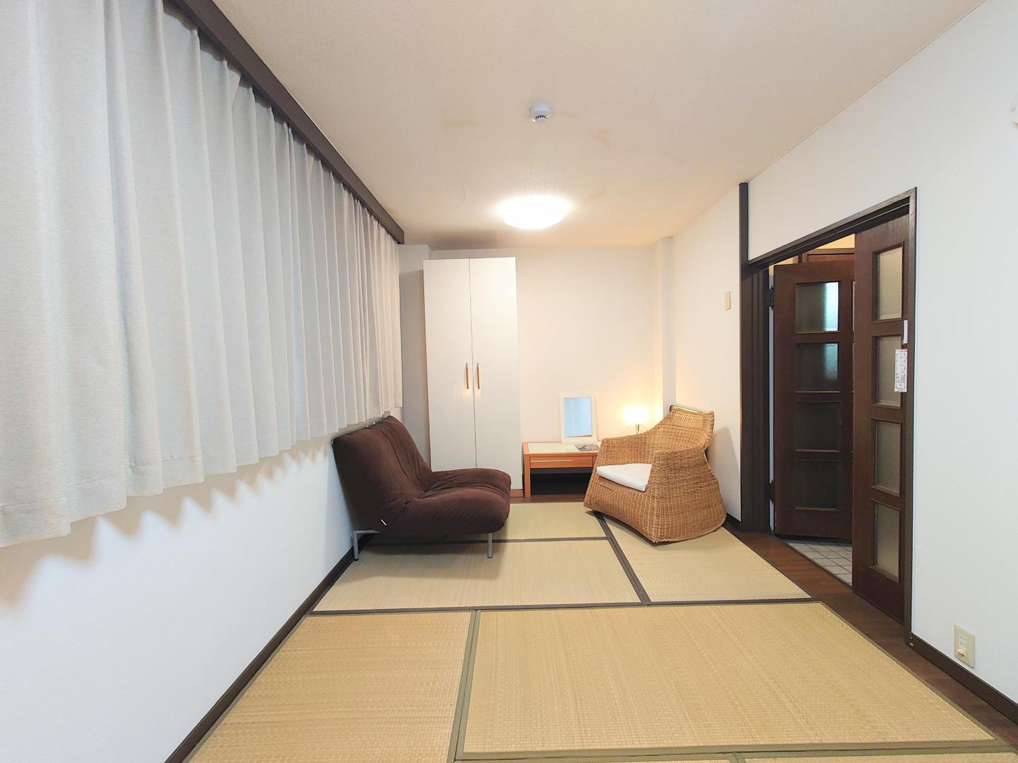 Base Osaka Apartment Exterior photo