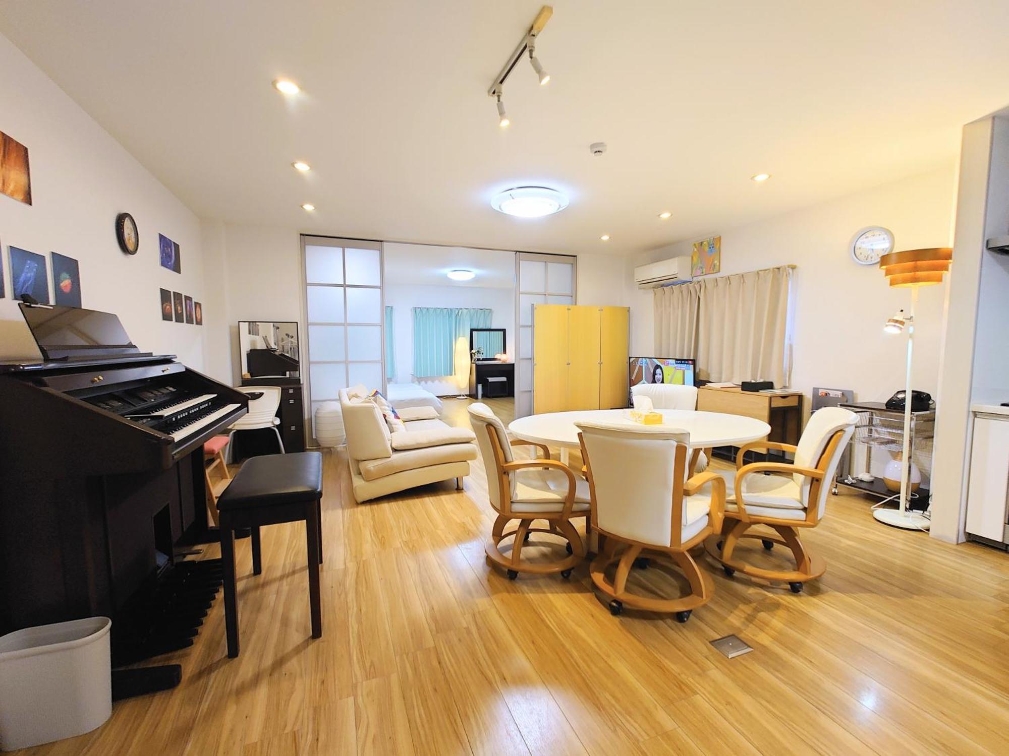 Base Osaka Apartment Exterior photo