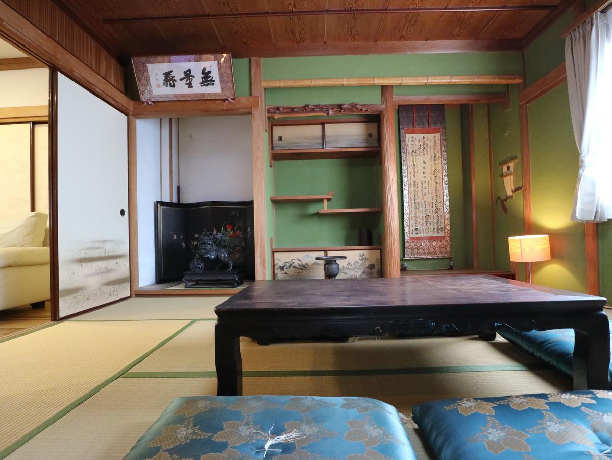Base Osaka Apartment Exterior photo